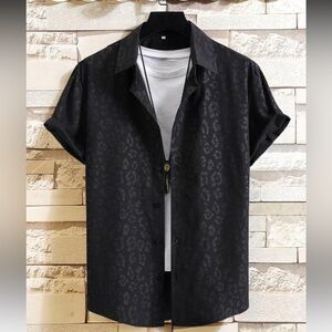 Men's Leopard Jacquard Button Front Shirt